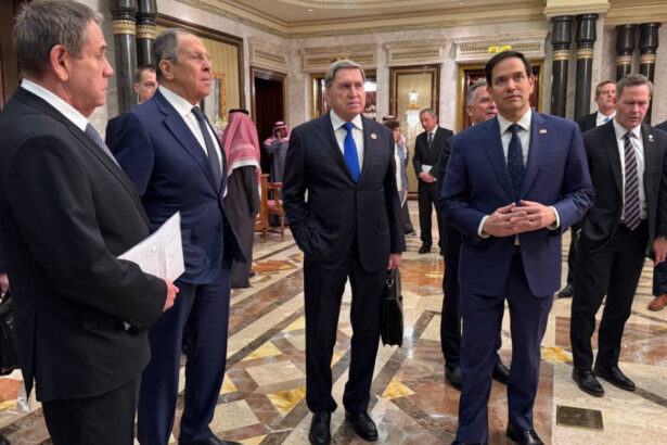 serghei lavrov se va intalni cu marco rubio saptamana viitoare intalnirea vine dupa ce trump s a declarat suparat pe putin 68cd66b02d8a6