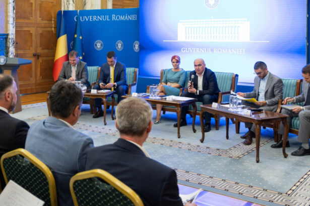 sindicatele din administratie ameninta cu greva generala revoltate de cel mai mare val de concedieri din ultimii 30 de ani 68b707fe945b1