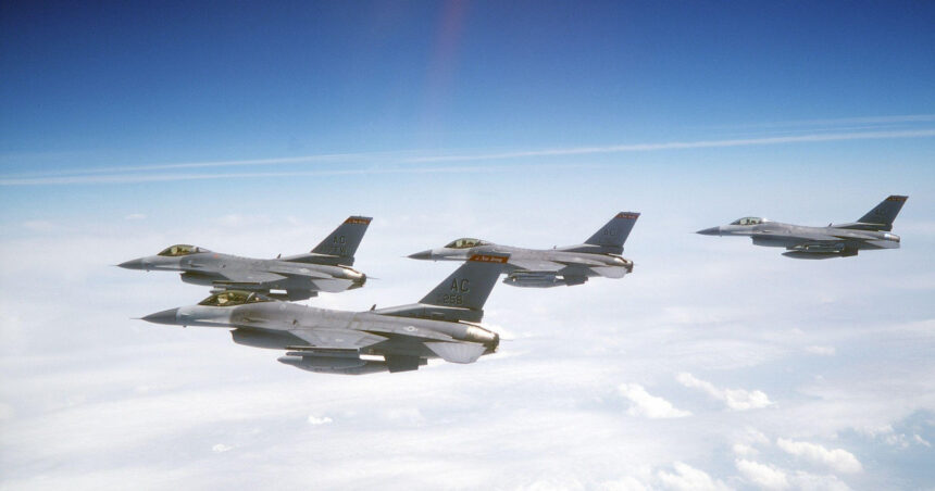 situatie paradoxala avioanele f 16 costa acum mai mult decat f 35 un stat din america de sud ar putea alege aparate gripen sau rafale 68ca48aa197ea