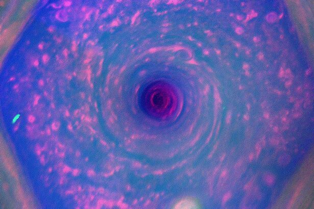telescopul james webb a observat structuri intunecate in atmosfera lui saturn 68d58d1f9e2a7