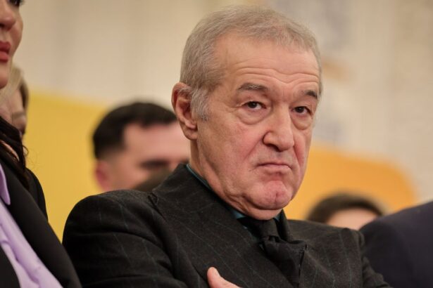 tirada lui gigi becali de la miezul noptii putin respect 68d62cf6e3784