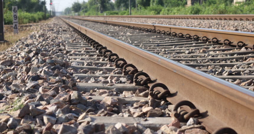 traficul feroviar pe linia bucuresti craiova blocat vineri din cauza unui vagon de marfa deraiat la draganesti olt a fost reluat 68bb474159b18