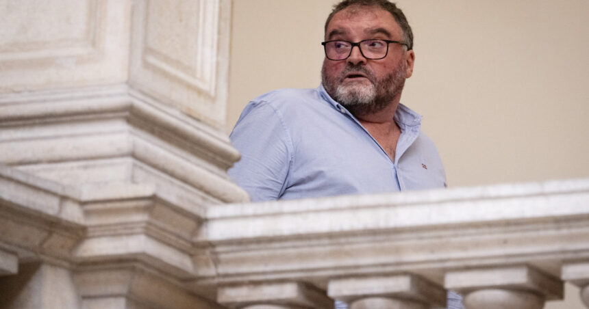 un medic francez e acuzat ca a otravit 30 de pacienti pentru a si arata abilitatile de resuscitare 12 dintre ei au murit 68bfaeb916cb6