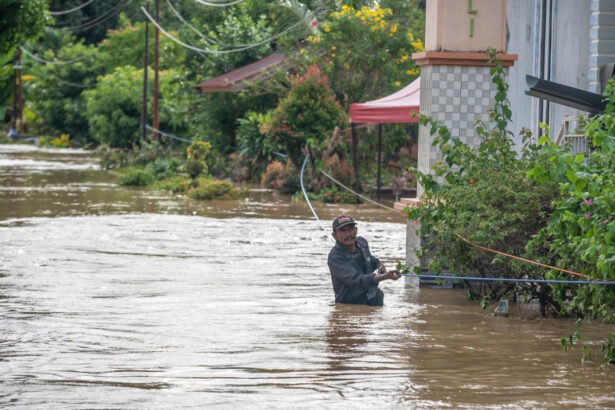 video cele mai puternice inundatii in bali din ultimii zeci ani 18 morti si numeroase locuinte distruse 68c2a2ba70492