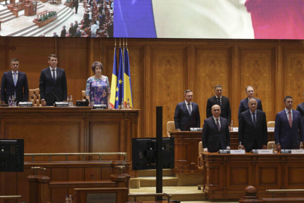 video cele patru motiuni de cenzura depuse de opozitie sunt dezbatute azi in parlament de cate voturi este nevoie pentru a demite guvernul 68bd48b46f9af
