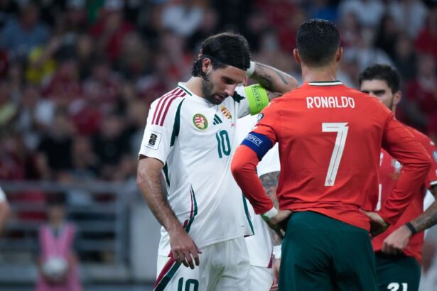 video dominik szoboszlai s a dus sa faca schimb de tricouri cu cristiano ronaldo dar a avut o surpriza neplacuta 68c13babea956