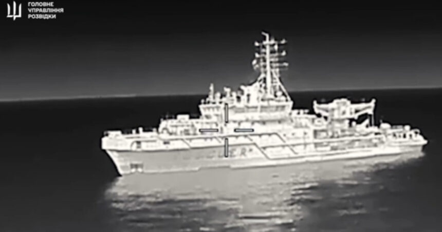 video momentul in care ucraina a atacat cu o drona o nava de razboi a rusiei extrem de rara intr un port de la marea neagra 68c27836ada3a