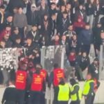 video nervi intinsi la maxim in derby ul clujului suporterii au aruncat cu scaune 68daed7ed587b