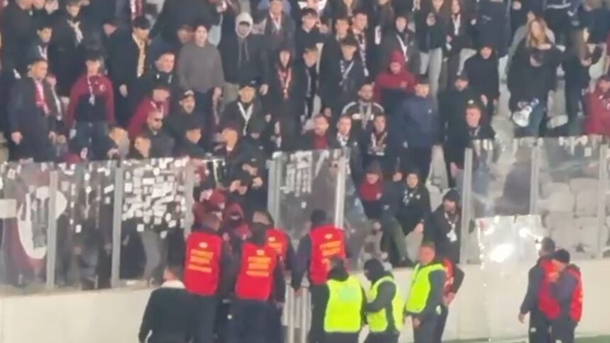 video nervi intinsi la maxim in derby ul clujului suporterii au aruncat cu scaune 68daed7ed587b