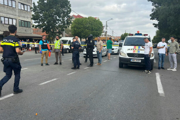 video noua mandate de arestare dupa rafuiala mortala din craiova zona pazita de 100 de forte de ordine patru raniti sub paza in spital 68c843d459343