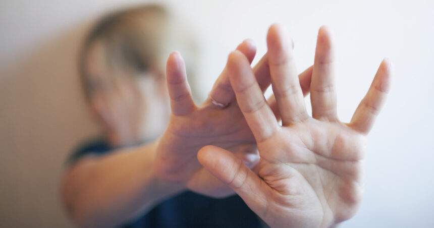 video parlamentul va infiinta comisia speciala romania fara violenta domestica peste 61 000 de cazuri in primele 6 luni ale acestui an 68b80e417e1ba