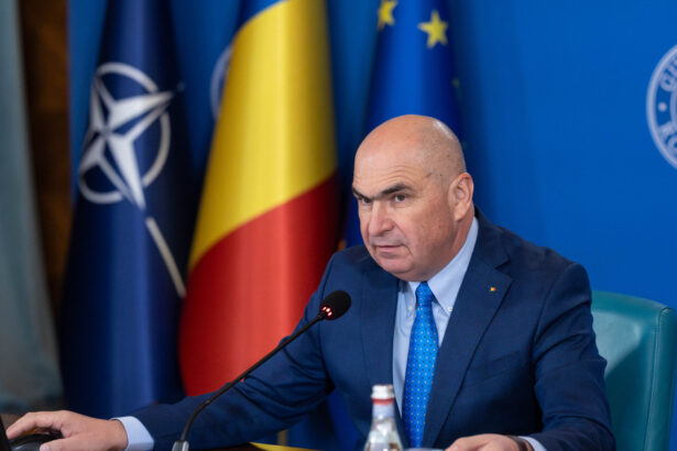 video premierul ilie bolojan discutii cu ministrul finantelor guvernul urmeaza sa publice rectificarea bugetara surse 68d65c10716f6