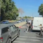 video scandal in trafic la intrarea in constanta soferi filmati in timp ce se bat in mijlocul drumului 68bd95f0180c6