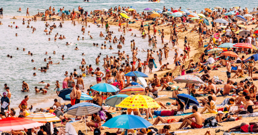 video scenariu sumbru pentru turismul romanesc tva ul ar putea fi marit la 21 din 2026 reactia hotelierilor ar fi o lovitura dramatica 68ba7ac8ba0c7