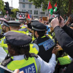 video violente la manifestatia pro palestina din capitala marii britanii aproape 900 de oameni au fost arestati 68bda9d4b49b6