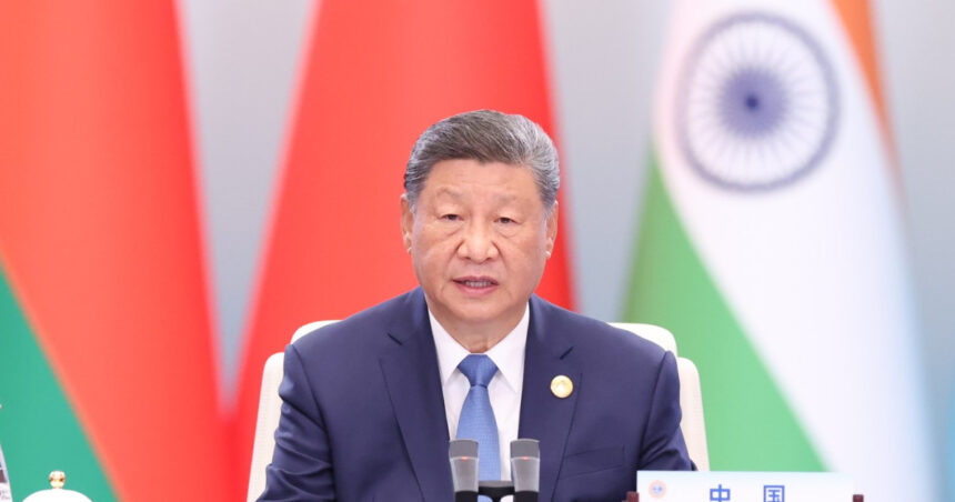 Xi Jinping promovează o nouă ordine mondială, alături de liderii Rusiei și Indiei 1 xi jinping promoveaza o noua ordine mondiala flancat de liderii rusiei si indiei 68b67b16dd9b3