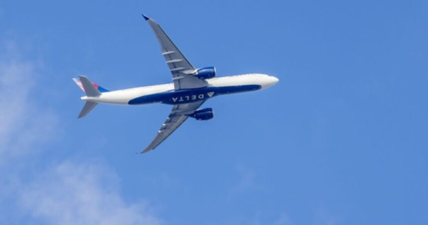 zbor transformat in cosmar dupa ce pilotul s a imbolnavit pasagerii au fost nevoiti sa petreaca mai mult de 24 de ore in avion 68b68d4e0c331