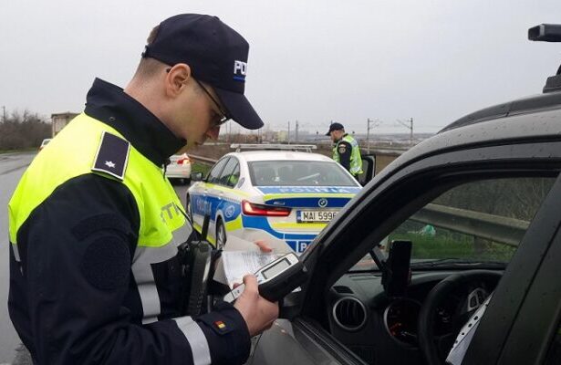actiune a politistilor rutieri in portul constanta 69022e5ca0b01
