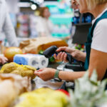 Amenzi pentru clienții și comercianții care încalcă legea în magazine și parcări. Obligația de a acorda prioritate. 5 amenzi pentru clientii si comerciantii care nu respecta legea in magazine si in parcari cand esti obligat sa acorzi prioritate 6903002dcf15b