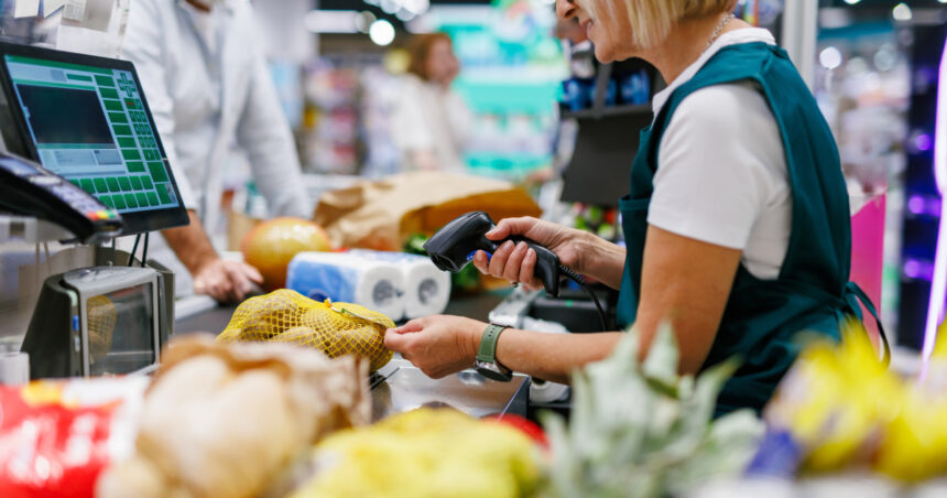 amenzi pentru clientii si comerciantii care nu respecta legea in magazine si in parcari cand esti obligat sa acorzi prioritate 6903002dcf15b