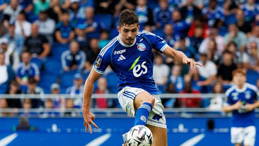 Argentinianul care l-a ținut pe bancă pe Ianis Hagi la Alaves este noua senzație din Ligue 1! 1 argentinianul care l a tinut pe banca pe ianis hagi la alaves e noua senzatie din ligue 1 690209e23cdf2