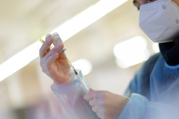 asistenta medicala din gorj condamnata la 7 ani de inchisoare pentru vaccinari fictive contra cost 68f250fcc991f