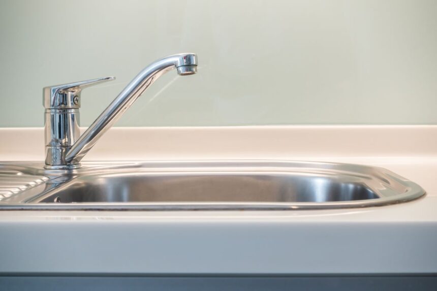atentie se sisteaza furnizarea apei potabile in murfatlar si poarta alba timp de 17 ore 68f5efb363bf7