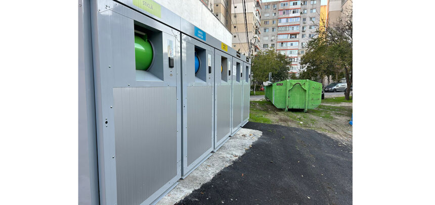 bena polaris m holding pentru deseuri voluminoase a fost amplasata saptamana aceasta pe aleea stadionului din constanta 68f60bfb082ee