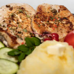carnea nu trebuie sa se afle in centrul alimentatiei umane avertizeaza specialistii dieta care ar putea preveni milioane de decese 68e13be589024