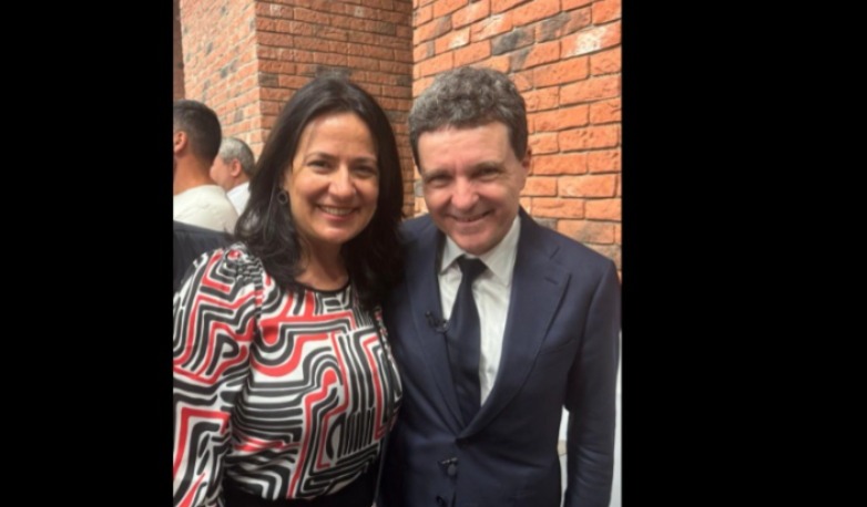 constanteanca nicoleta ramona dinu numita consilier de stat pentru guvernanta corporativa si turism la administratia prezidentiala 68e3f75ab5ea7