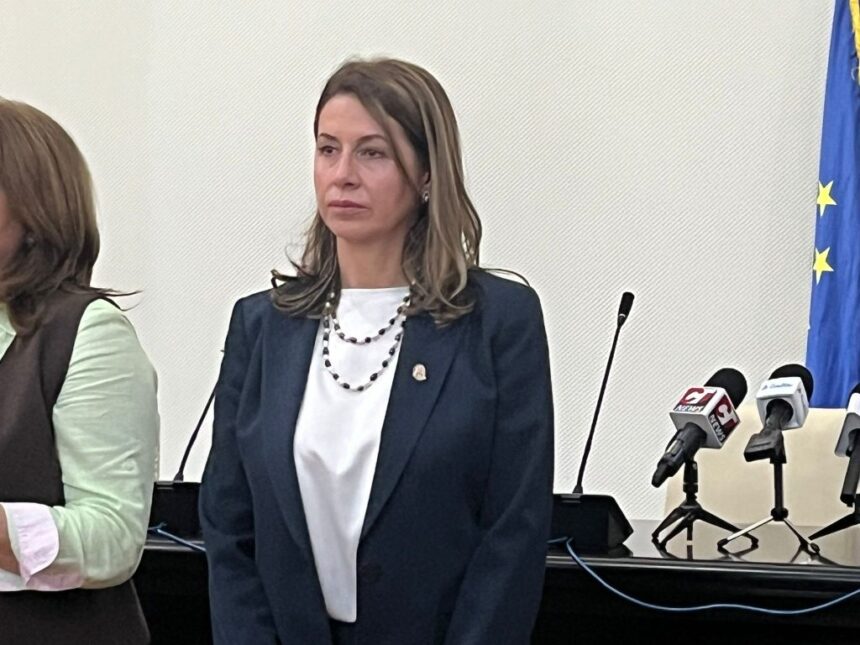 daniela serban actualul administrator al judetului constanta si a inaintat demisia 68f7437fb60a8