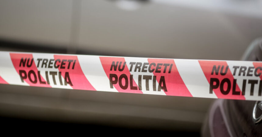 doi tineri au fost gasiti morti intr o masina in zona lacului frumoasa din harghita langa ei era un pistol de asomare 68f9de974fd83