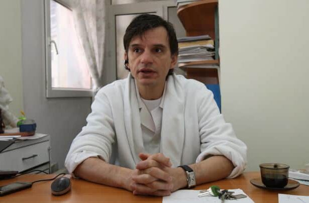 dr vlad tica va fi schimbat din functia de sef al clinicii de obstetrica ginecologie 68f9c6cfdd969