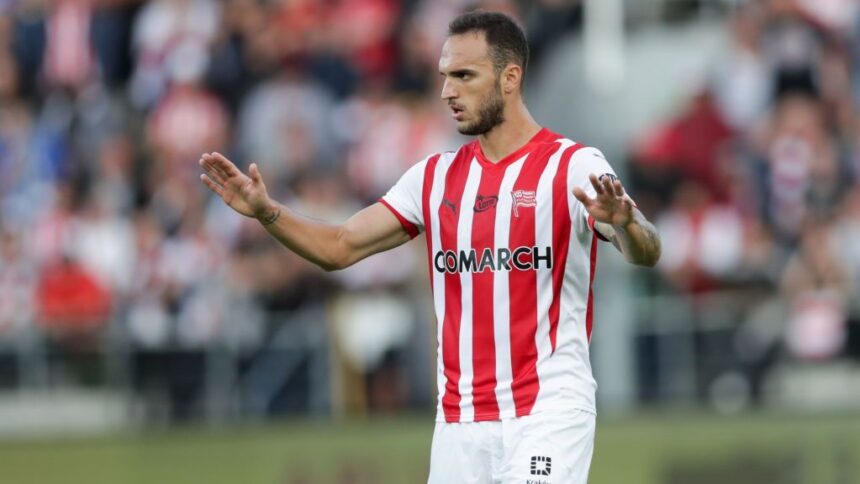 echipa romanului virgil ghita e de nerecunoscut misterul prabusirii lui hannover ciuruiti dupa ce au pierdut jucatorul cheie 68f4fa847b847