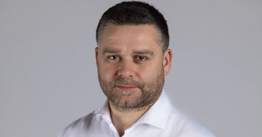 Ciprian Ciucu, despre lupta pentru Primăria Capitalei: „Mă aștept la un blat PSD-AUR. Deja sunt discuții pe sub masă” 1 exclusiv ciprian ciucu despre lupta pentru primaria capitalei ma astept la un blat psd aur deja sunt discutii pe sub masa 69027395afb02