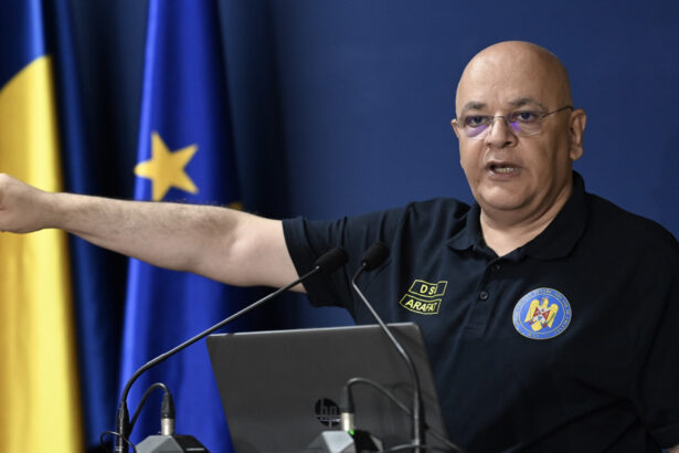 exclusiv cum s au pregatit autoritatile pentru ciclonul barbara raed arafat au fost aduse forte suplimentare din alte judete in cele afectate 68e572e0789d6