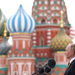 exclusiv ministrul apararii reactioneaza la acuzatiile lui vladimir putin la adresa romaniei e ultimul om care sa dea lectii o butaforie 68dee24c30b13
