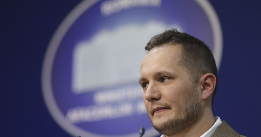 Reacția Prefectului Capitalei după ce Distrigaz a detectat alte scăpări de gaze în zona Calea Rahovei: „Să nu facem o isterie în masă” 1 exclusiv reactia prefectului capitalei dupa ce distrigaz a detectat alte scapari de gaze in zona calea rahovei sa nu facem o isterie in masa 68fd2a5876215