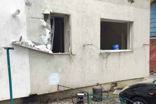 explozie la un bloc din murfatlar un barbat a ajuns la spital 68e0d577ceef2