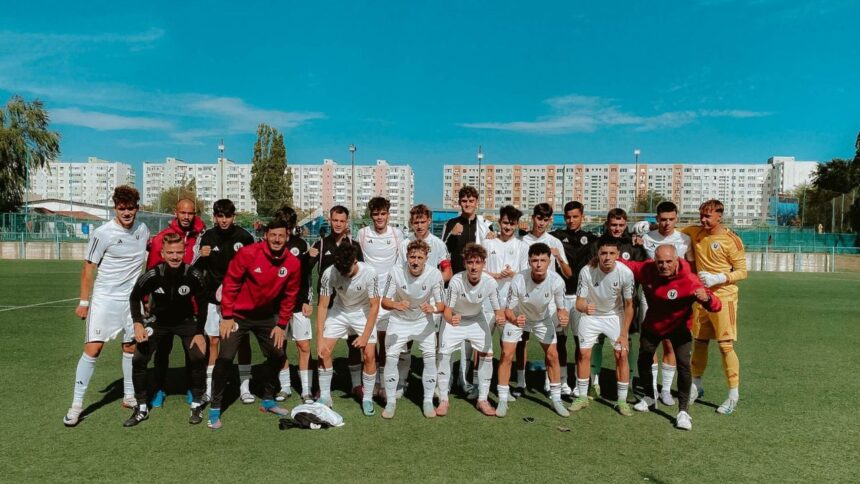 FCSB urmărește cu interes: două echipe au un parcurs PERFECT în Liga de Tineret! 12 meciuri, 12 victorii pentru fiecare 1 fcsb se uita cu jind doua echipe au un parcurs perfect in liga de tineret 12 meciuri 12 victorii pentru fiecare 68ffad3101020