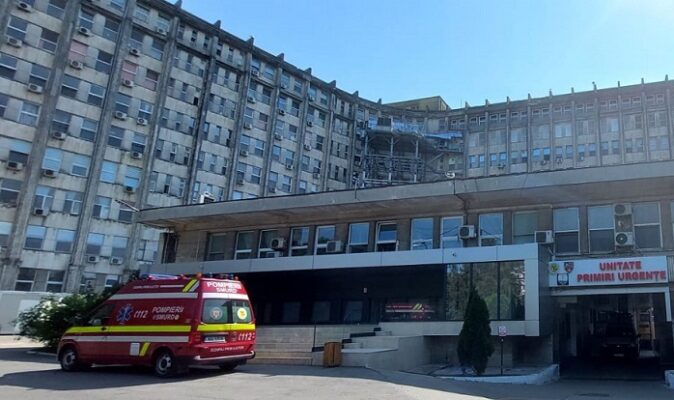 fetita din judetul constanta intoxicata dupa ce a fost tratata acasa de parinti cu o solutie antiparazitara 68f8673f17d58