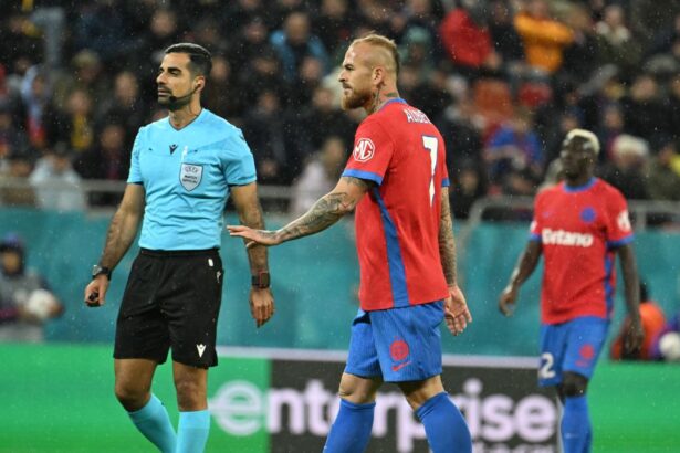 foto alibec i a exasperat pe suporteri cum a vrut sa evite o noua schimbare la pauza in fcsb young boys 68debb2f3da23