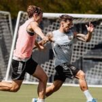 foto avem imagini hugo lloris s a dus direct la alex baluta dupa meci gestul facut de francez 68e74991efa7f