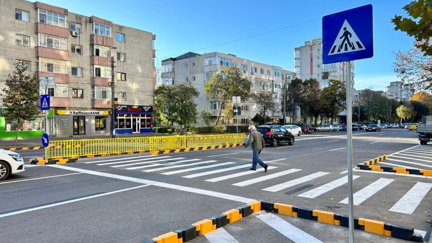 Măsuri suplimentare pentru creșterea siguranței participanților la trafic: Confort Urban amenajează două noi scuaruri la trecerile de pietoni pe strada Dezrobirii. 1 foto masuri suplimentare pentru cresterea sigurantei participantilor la trafic confort urban amenajeaza doua noi scuaruri la trecerile de pietoni pe strada dezrobirii 69048c4da429b