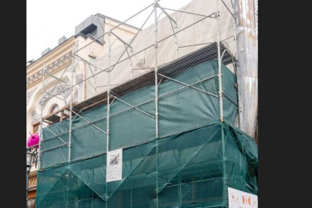 foto o cladire de patrimoniu din centrul vechi din bucuresti intra in reconstructie stelian bujduveanu este o interventie necesara 69021886e37b0