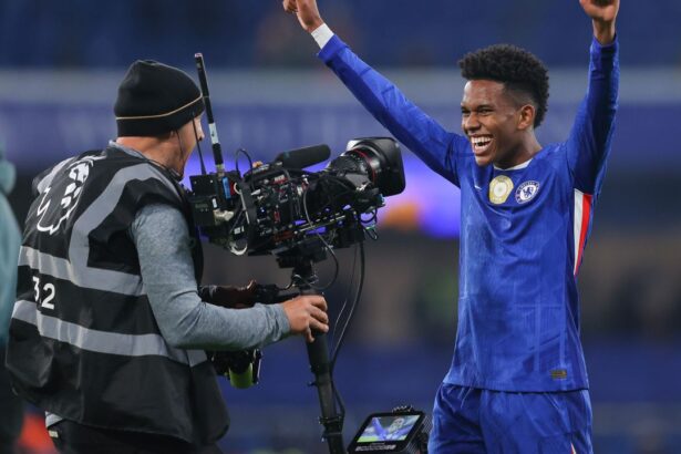 foto si video haaland nu s a abtinut cum l a numit pe estevao pustiul care a decis derby ul chelsea liverpool 68e231204c002