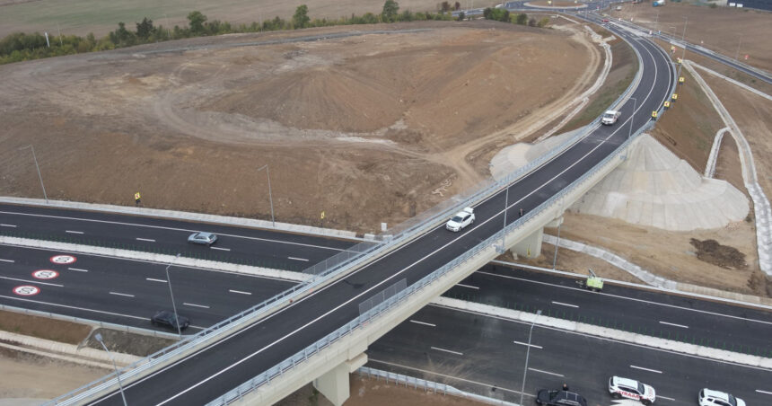 foto un nou drum national se deschide astazi pentru circulatie dn69a face legatura intre dn69 si autostrada a1 68eceb62642a9
