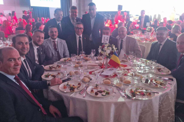 foto victor ponta alaturi de makaveli si fosti parlamentari ai pot sos sau aur planurile fostului lider psd 68fe07e221e6f