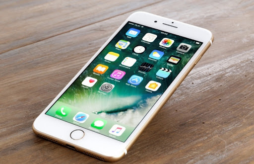 furt ca n filme la vivo un minor a sustras un iphone sub ochii vanzatoarei 690147b6ef9cd