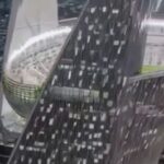 Arabii pregătesc un stadion de neimaginat! Cum va arăta arena suspendată la 350 de metri înălțime 3 galerie foto arabii pregatesc un stadion de neimaginat cum va arata arena suspendata la 350 de metri inaltime 6900c677847f3